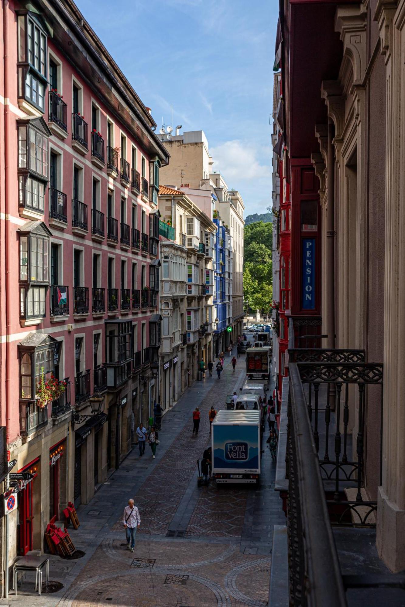 De La Fuente Pensión *